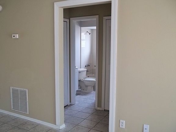 3rd image of 1922 Lawne Villa Ct