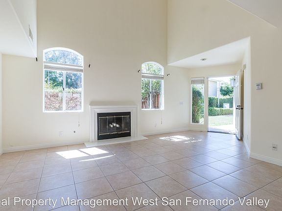 4th image of 9165 Vincente Way