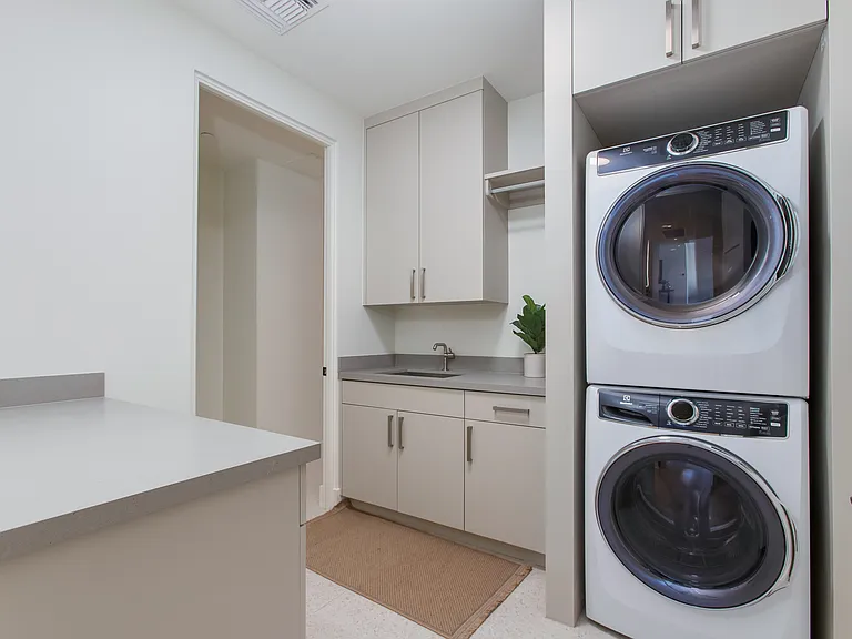 5000 N Camelback Ridge Dr #206 — Photo 10