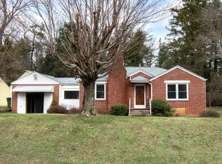 39 Chester Pl, Asheville, NC 28806