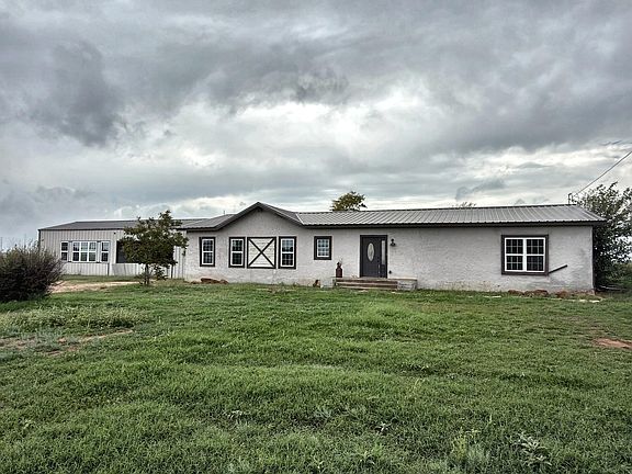 3rd image of 5901 N County Road 3000