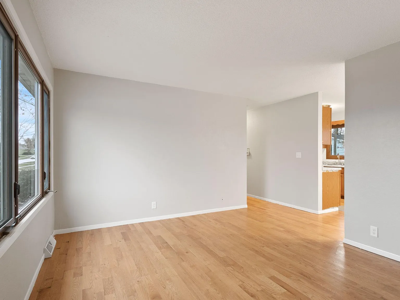 240 Wiley Blvd NW — Photo 2