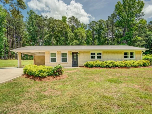 760 Twin Pines Rd, Covington, GA 30014