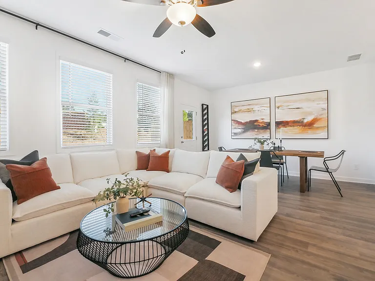Bridlewood Townhomes — Photo 9