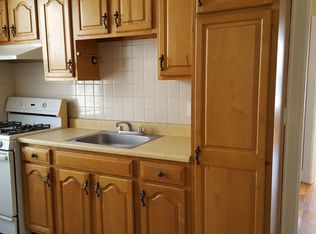 25-49 47th St #1, Astoria, NY 11103