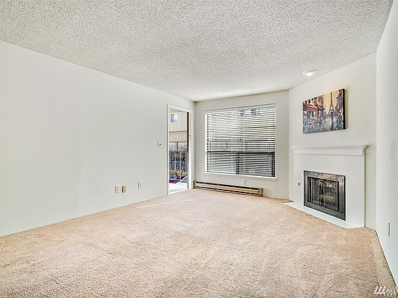 5th image of 9416 1st Ave NE APT 208