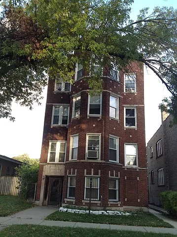 7407 S Prairie Ave photo 1