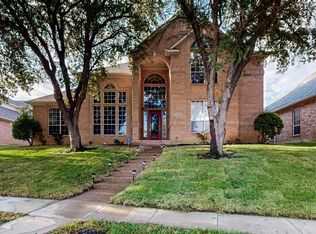 2033 Le Mans Dr, Carrollton, TX 75006