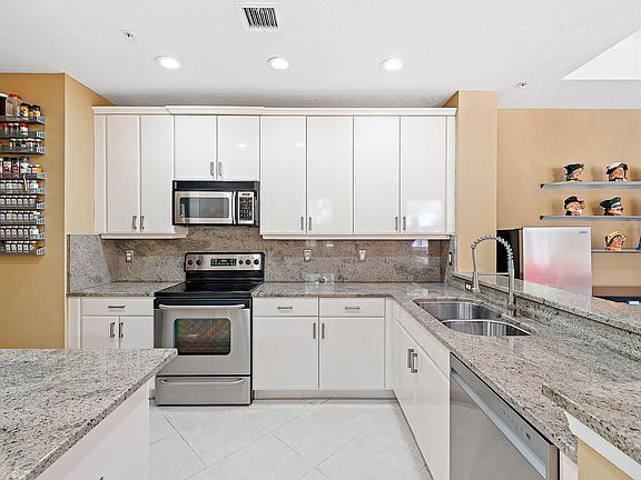 5th image of 2739 Ravella Way