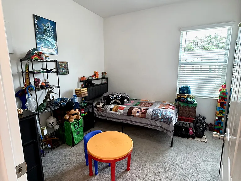 2nd Bedroom