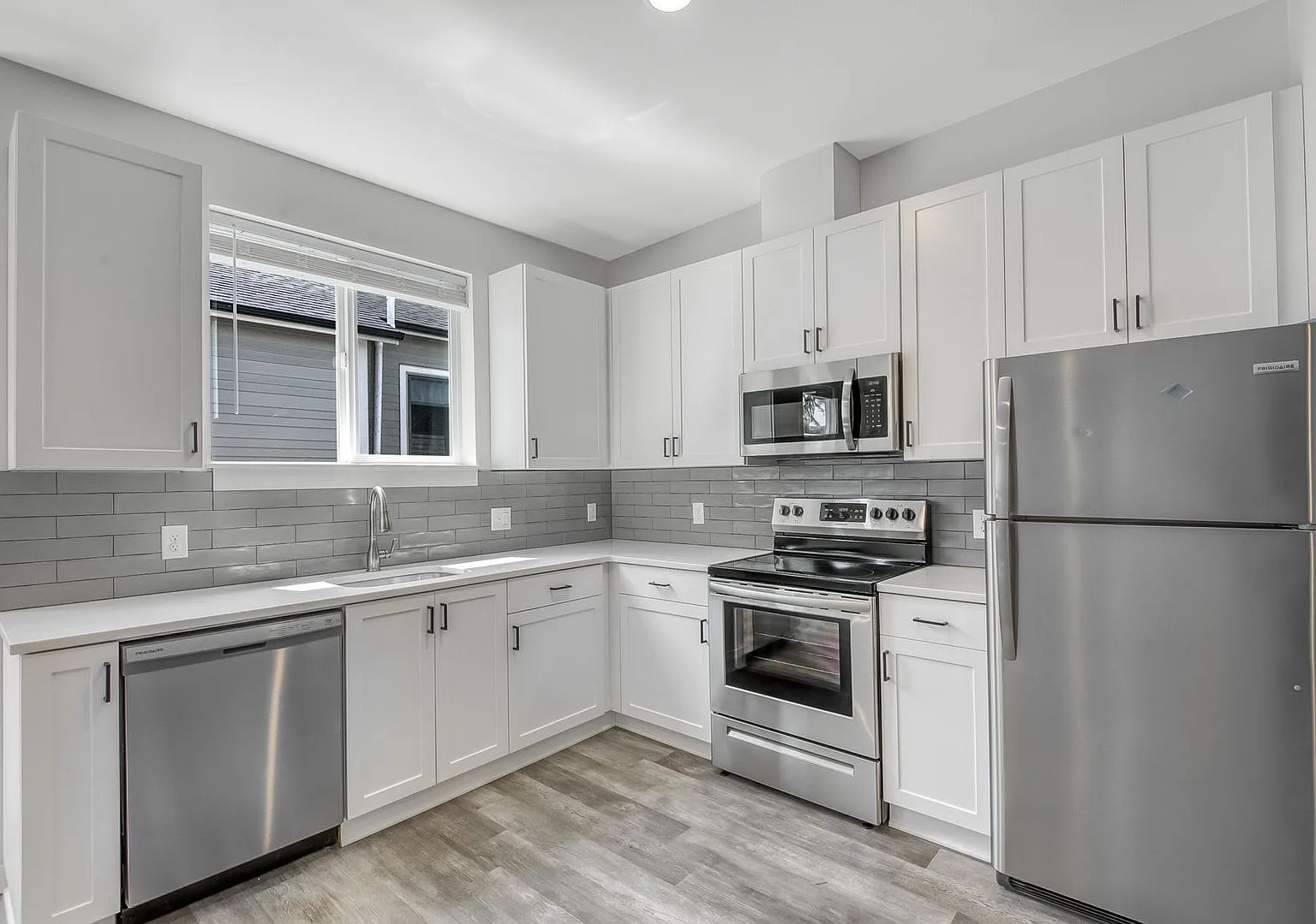 Bailey Commons — Photo 1