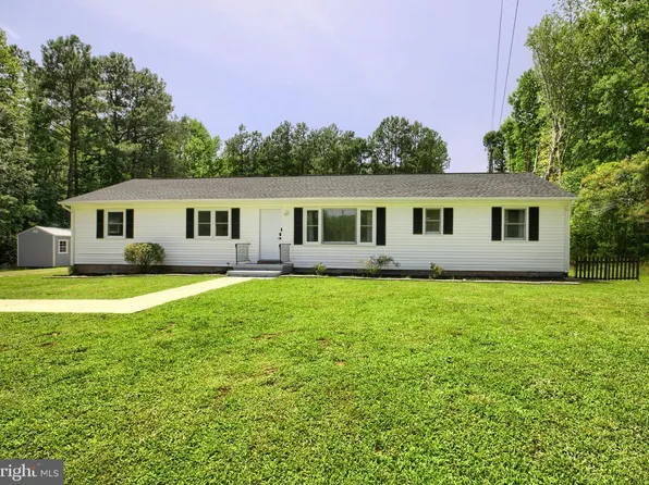868 Simonson Rd, Farnham, VA 22460