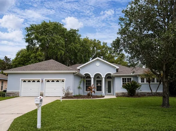 2906 Sutton Oaks Ct, Plant City, FL 33566