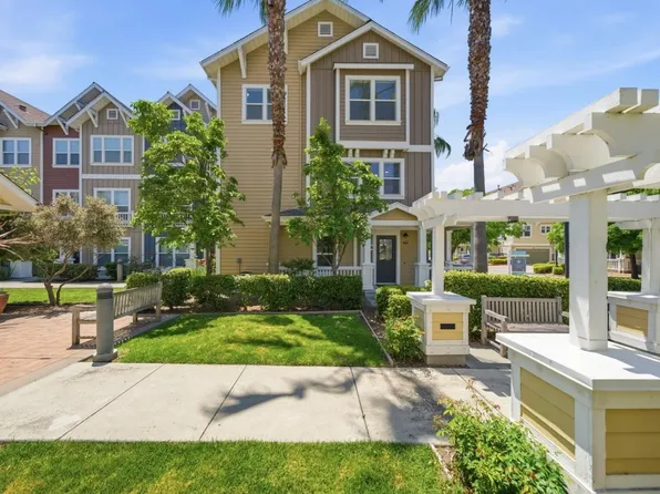 1908 Aberdeen Ln, Mountain View, CA 94043