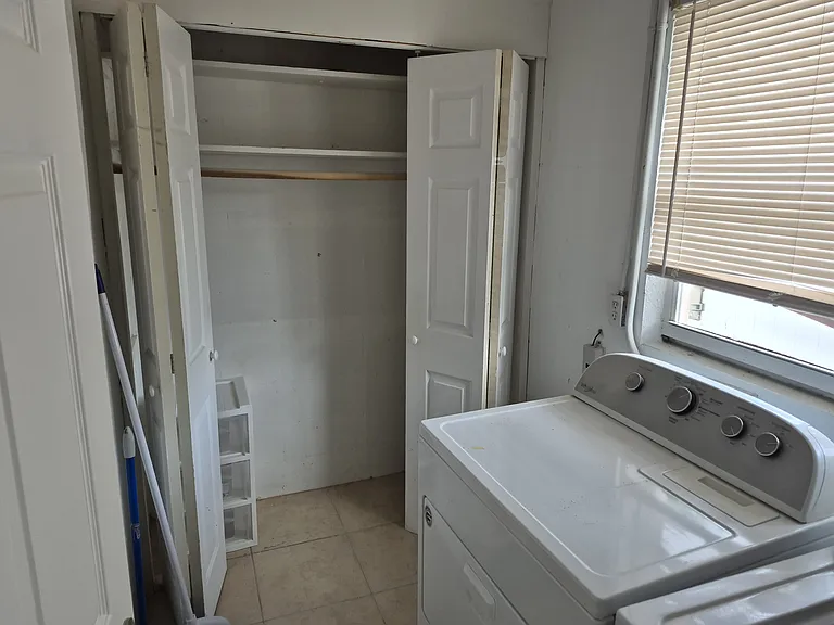 7100 58th St N #A — Photo 11