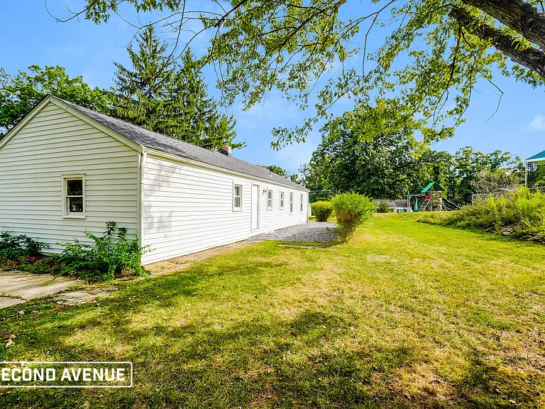 235 Center St — Photo 18