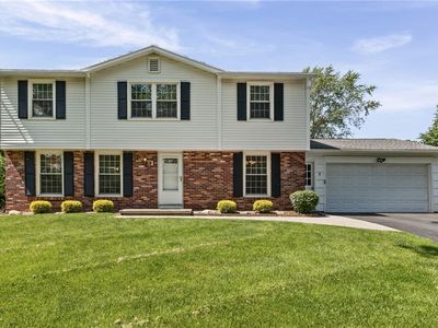 1 Michael Ln, Fairport, NY, 14450