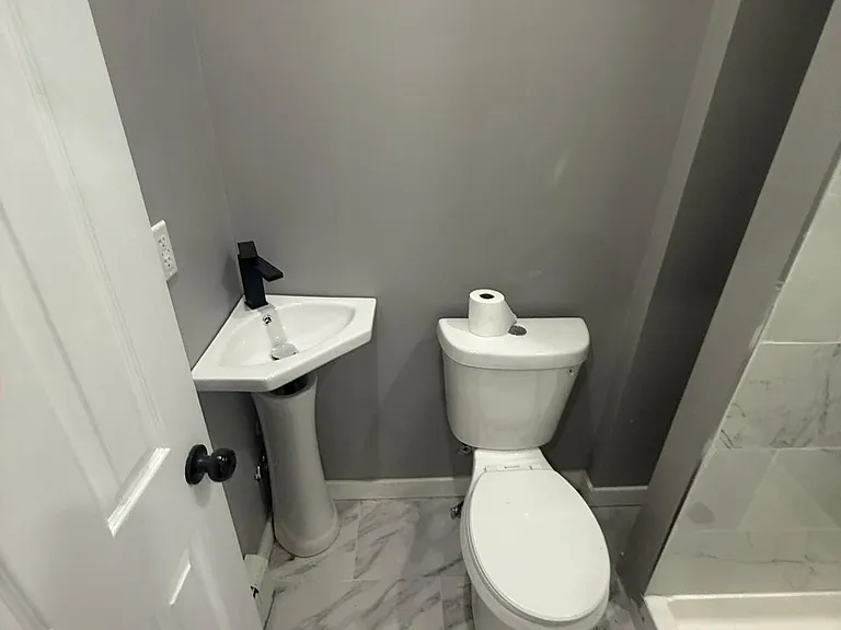 408 Front St #2 — Photo 7