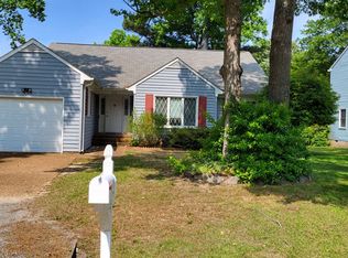 912 Tabb Lakes Dr, Yorktown, VA 23693
