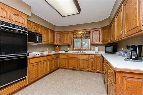 3rd image of 2060 197th Ave NW