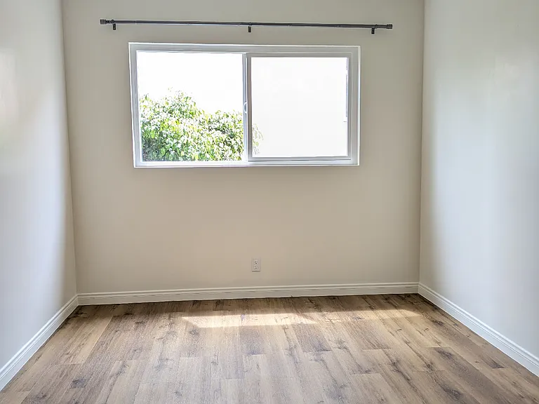 144 Monterey Blvd #C — Photo 9