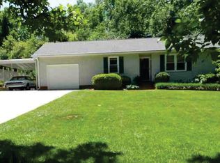 205 Enoree Cir, Greer, SC 29650