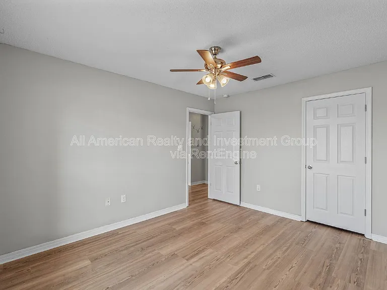 203 Citadel Ln — Photo 22