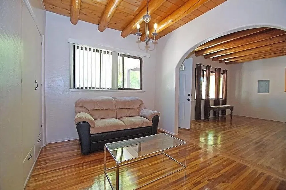 2 bed, 1122 sqft, $2,350 — Photo 2