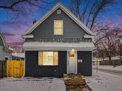 1201 S Twyckenham Dr, South Bend, IN, 46615