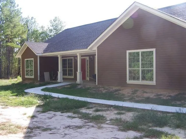 202 Bloomer McCall Dr, Lufkin, TX 75904