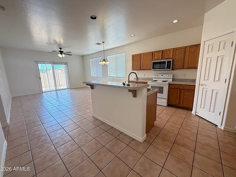 1798 E Vista De Montana — Photo 6