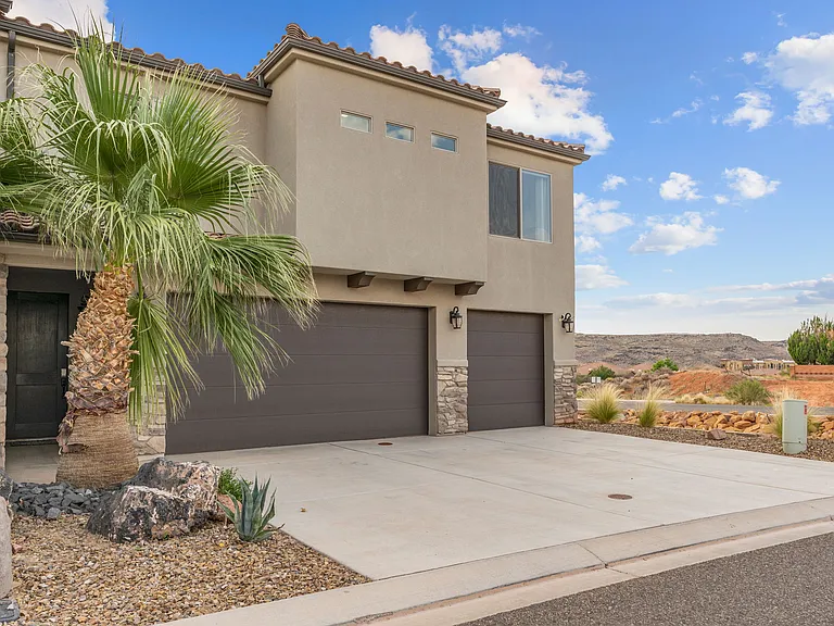 466 N Ventura Ln #47 — Photo 38