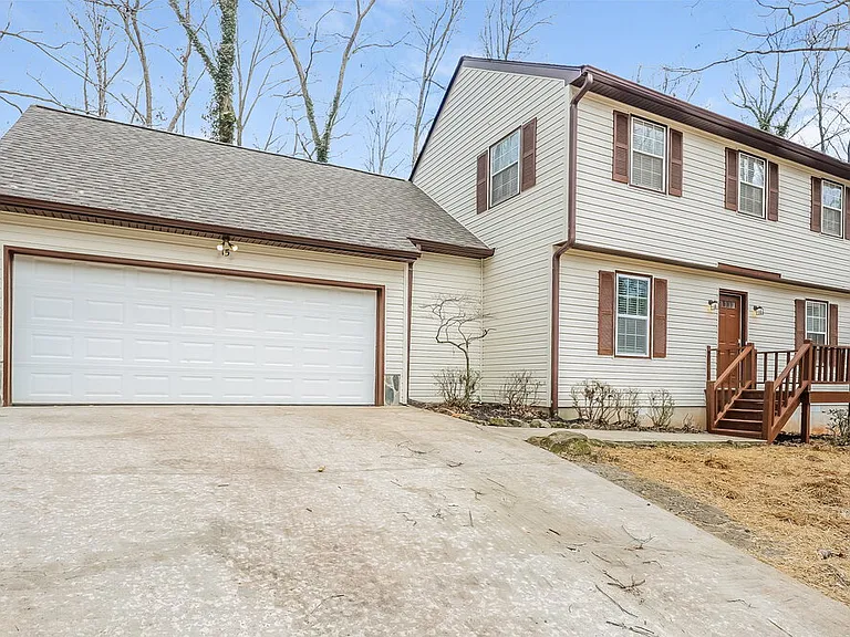 15 Valley Brook Dr — Photo 4