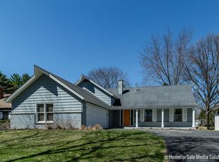 1125 Cardinal Ln, Naperville, IL 60540