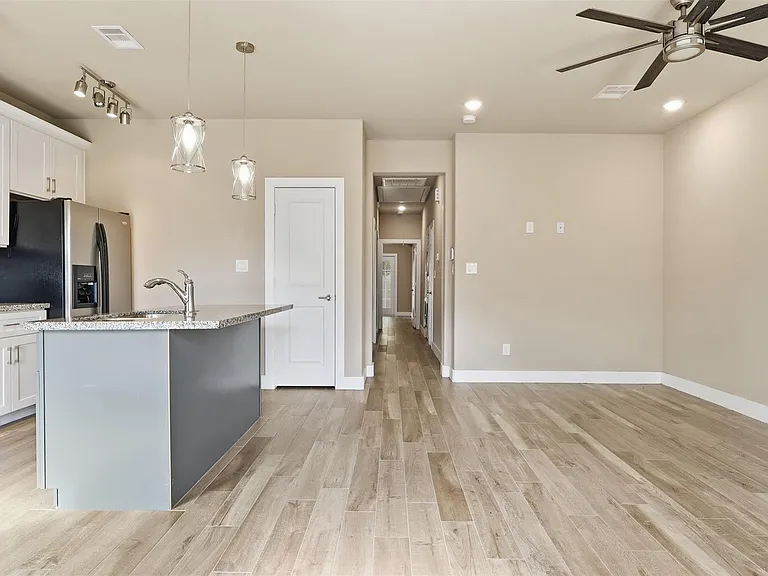 4431 Knoxville St #A — Photo 2