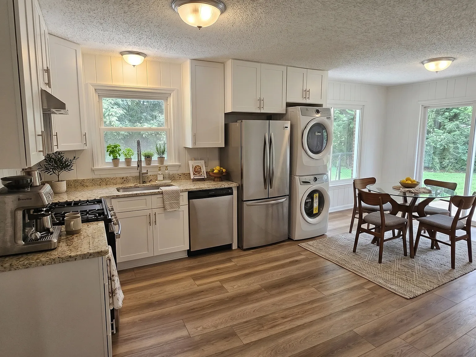 3 bed, 1450 sqft, $2,850 — Photo 3