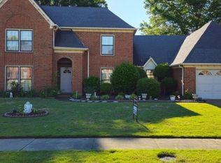 2033 Westbriar Dr, Cordova, TN 38016