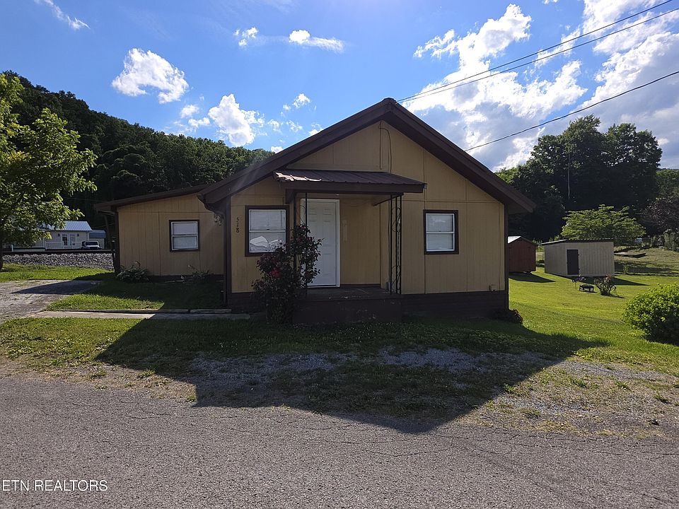 1st image of 518 S 43rd St