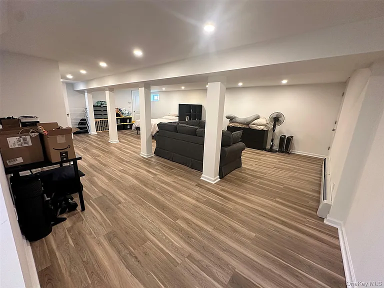 1741 Warren Pl — Photo 14