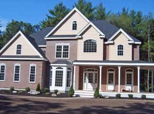 11 Belair Dr, Holbrook, MA 02343