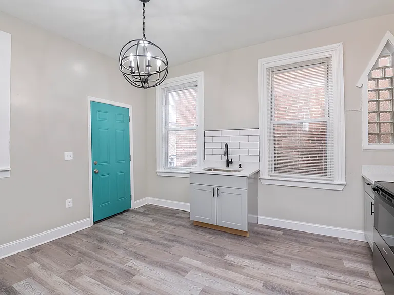 1709 N Calvert St #2 — Photo 8