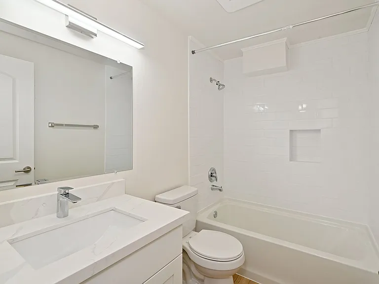 732 N 95th St — Photo 26