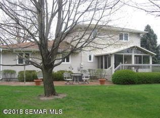2304 Wildwood Cir, Albert Lea, MN 56007