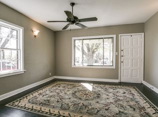 2921 Livingston Ave, Fort Worth, TX 76110