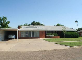 2902 W 20th St, Plainview, TX 79072