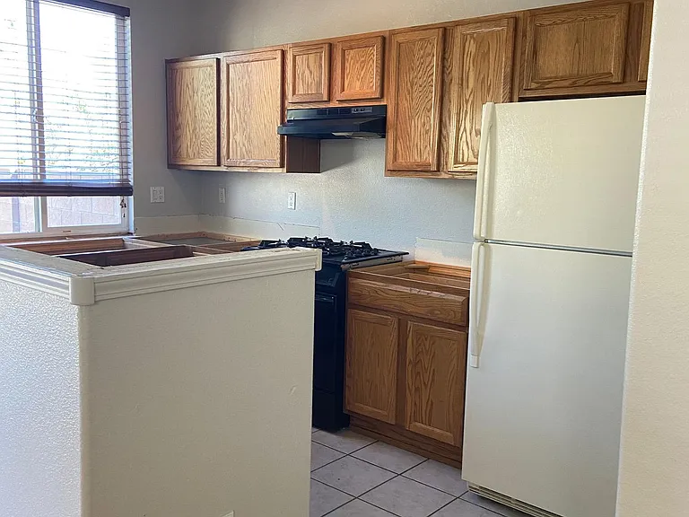 7817 Louisiana Blvd NE #402 — Photo 4