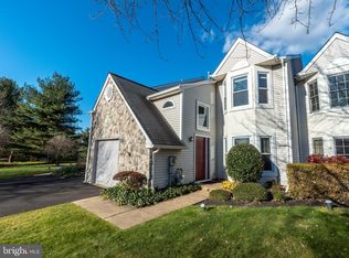 33 Gaylord Ct, Newtown, PA