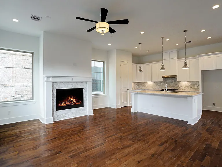 5422 Darling St #A — Photo 3