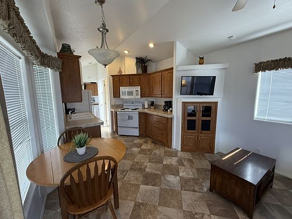 3rd image of 1110 N Henness Rd Lot 894