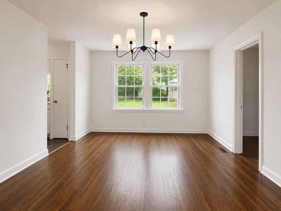 2nd image of 5115 Whitaker Dr